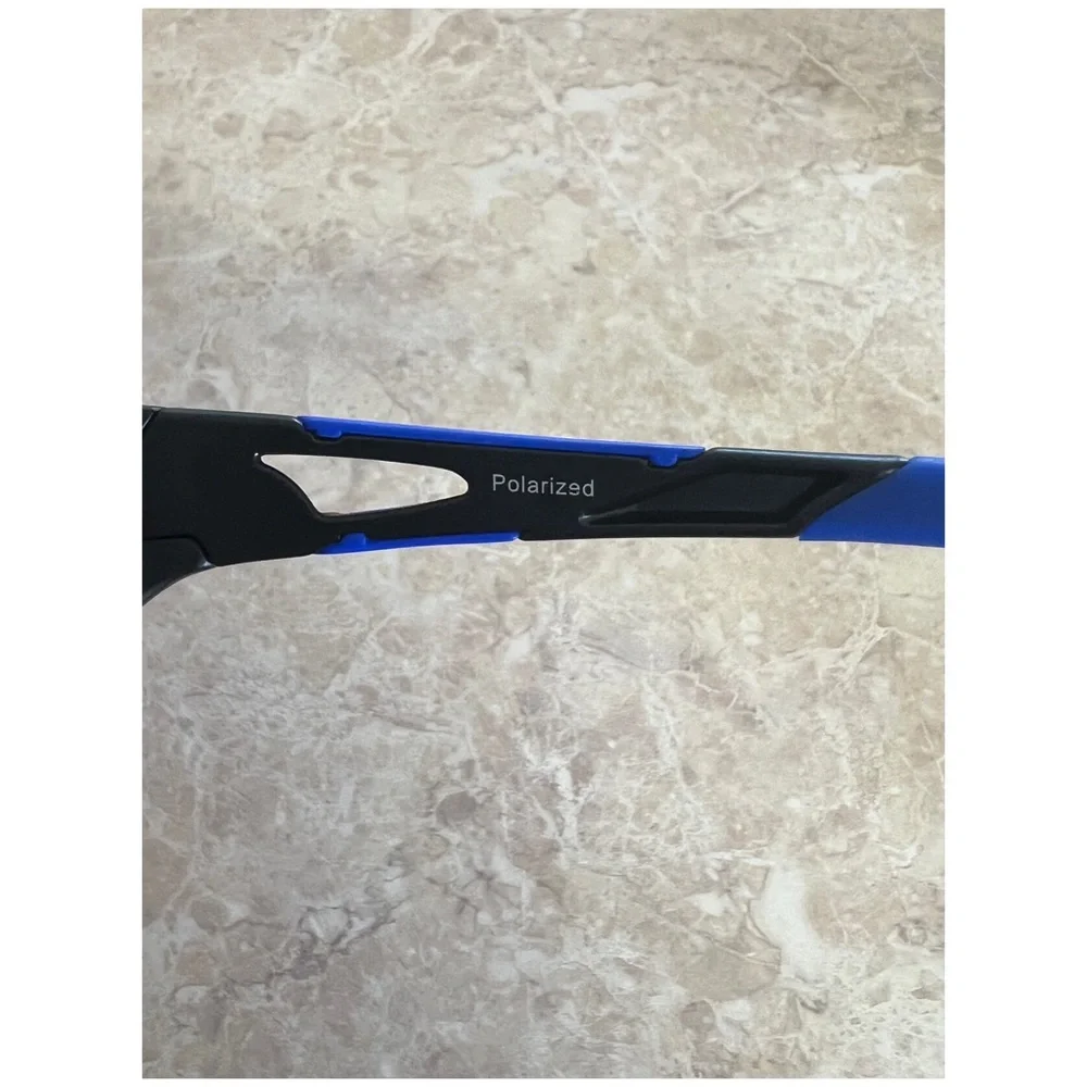 Bea Cool Polarized Black /Blue Color Sunglasses